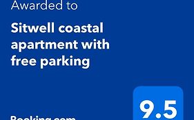 Sitwell Coastal Apartment With Free Parking